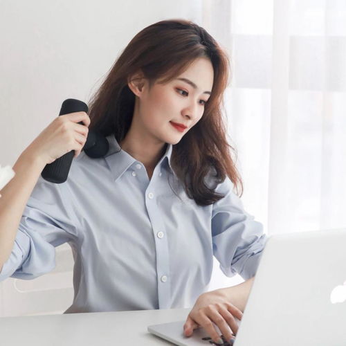 筋膜槍揭秘 工廠批發背后的低價秘密與時尚外觀